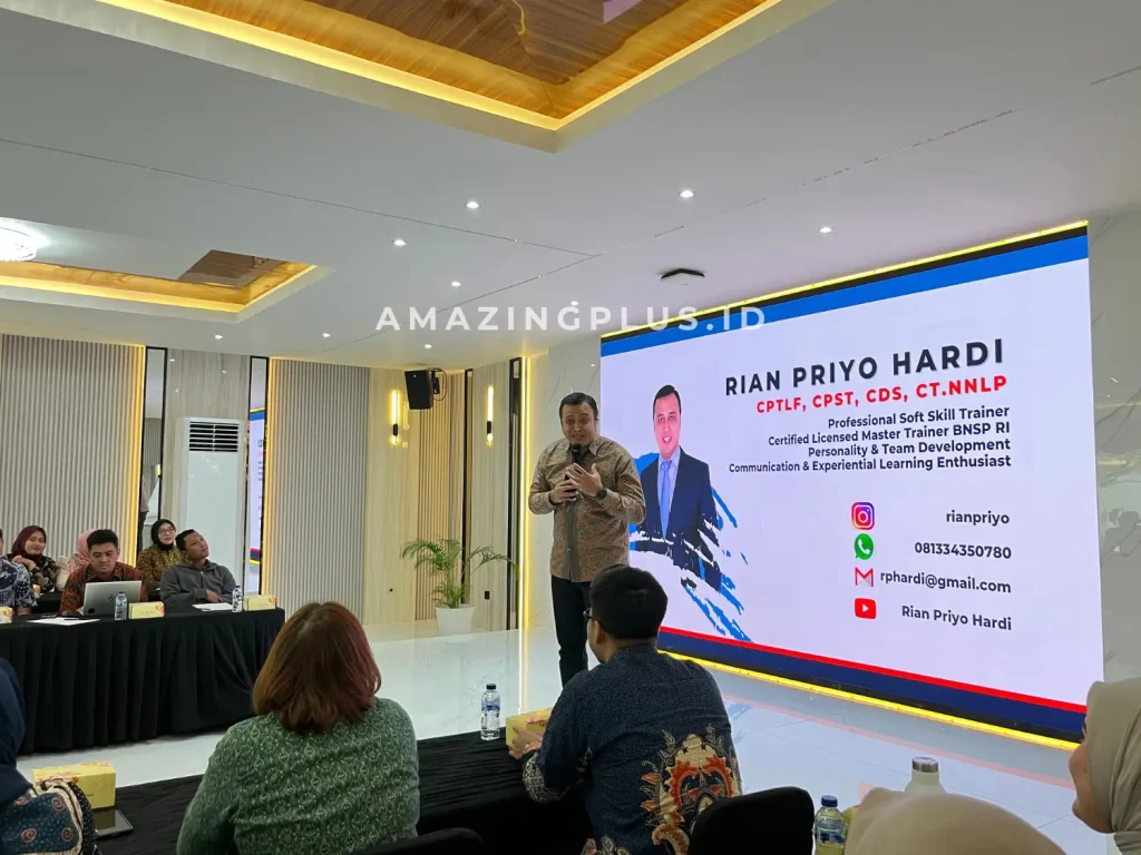teknik komunikasi dengan pelanggan